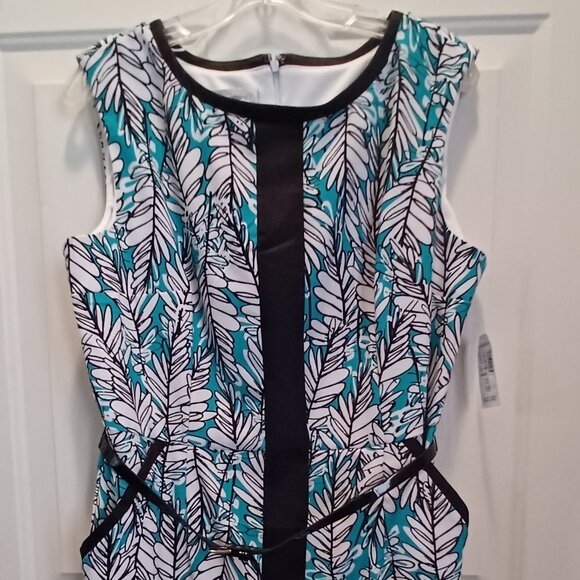 Dressbarn - Color - Blue, White & Black-Sleeveless Dress w/belt & pockets! - Picture 1 of 3